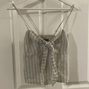 Brandy Melville cropped top